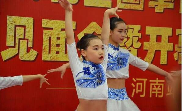 2018·全国拳击锦标赛河南站媒体见面会, 在鹤