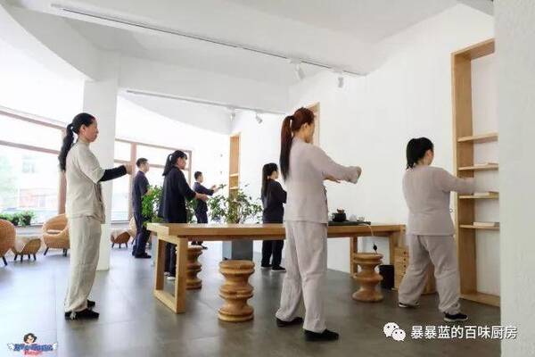 靠一双手就能打通任督二脉,掌声送给这家有功