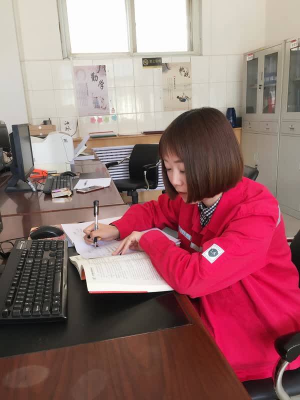 优秀团员-志丹采油厂吊坪采油队团支部书记崔