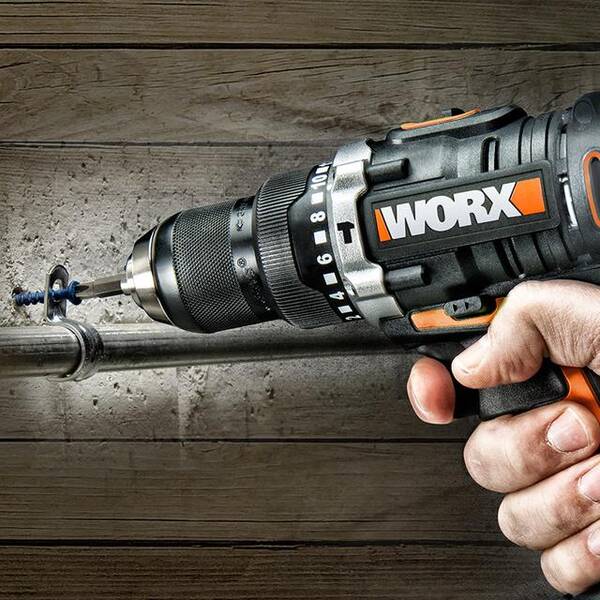 墙里的暗盒坏了拧不上螺丝咋办?老师傅用一个