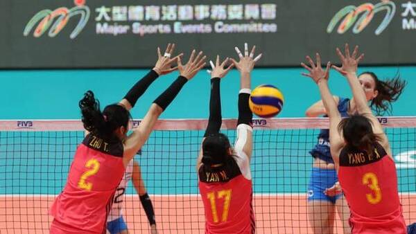 世界女排联赛香港站:中国女排拦懵阿根廷、日