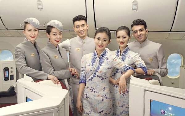 海航空姐制服再升级,小姐姐们气质也太好了