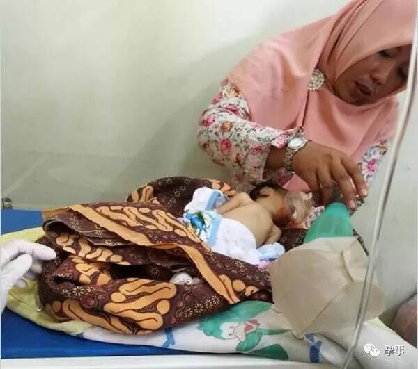 3个月宝宝被喂盐致死:让孩子吃这些都是在下