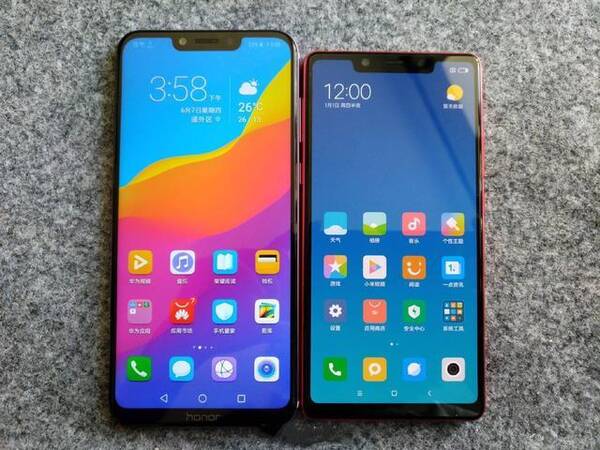 荣耀play对比小米8 SE,到底谁更强大呢?