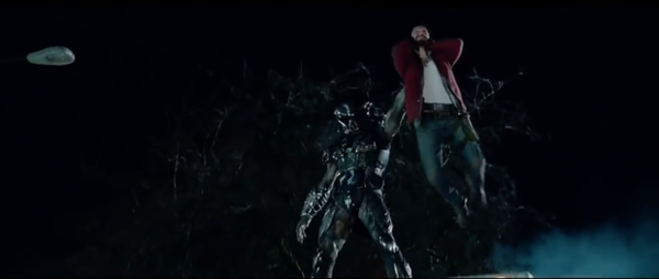 人类沦为配角?两个铁血战士现身新预告 基因