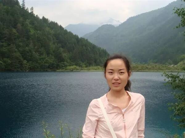 理想与现实的对视