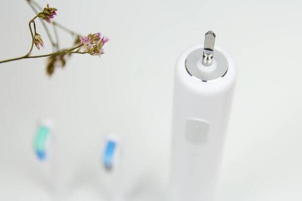 价格很小米99元的电动牙刷,贝医生声波电动