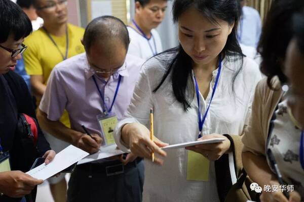 直击阅卷现场!2018广东高考开始阅卷了!老师,