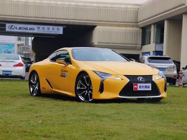 贷款买一台15万的车,首付多少?利息多少?99%