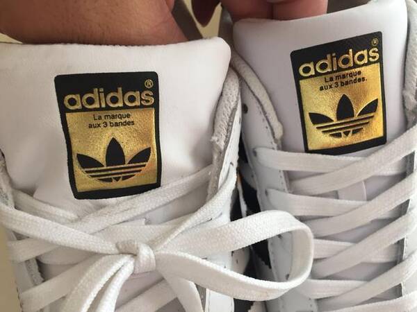 618不怕假货的来!国美售Adidas\/阿迪达斯假鞋