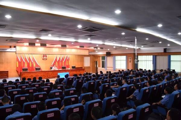 全国人大监察和司法委员会副主任委员徐显明: