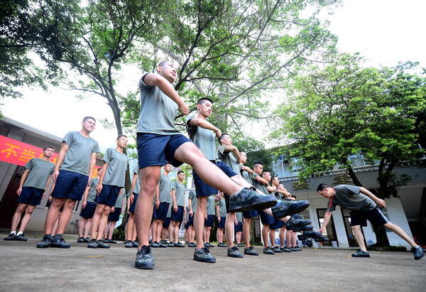 北京征兵总数八成以上是大学生士兵 就业落户