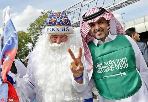 一动不动是王八!世界杯揭幕战俄罗斯5:0胖揍沙特