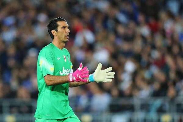 谁会是俄罗斯世界杯最强门将? 诺伊尔即将复出