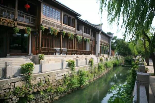 坊巷边的玉带环腰,曾是唐代的罗城大濠!