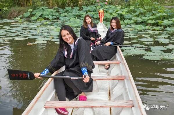 高颜值!福州女学霸龙舟队火了!央视上午直播!