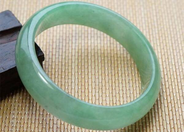 过年送礼送这些上档次的东西,让你在亲朋好友