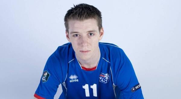 细数冰岛足球队里那些被正职耽误的队员