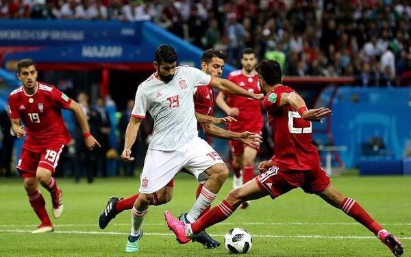 C罗领跑俄罗斯世界杯射手榜,前三名居然都和皇