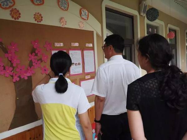 市政协委员莅临信阳阳光雨露教育集团调研指导