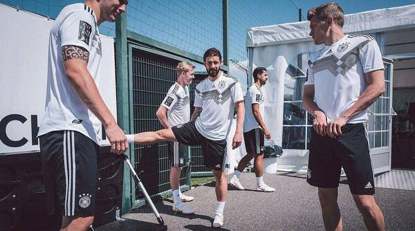 热血日本征服全世界!对手球迷高唱北京赛车海