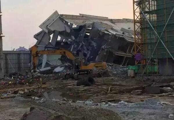 碧桂园一在建6层楼房坍塌致1死9伤