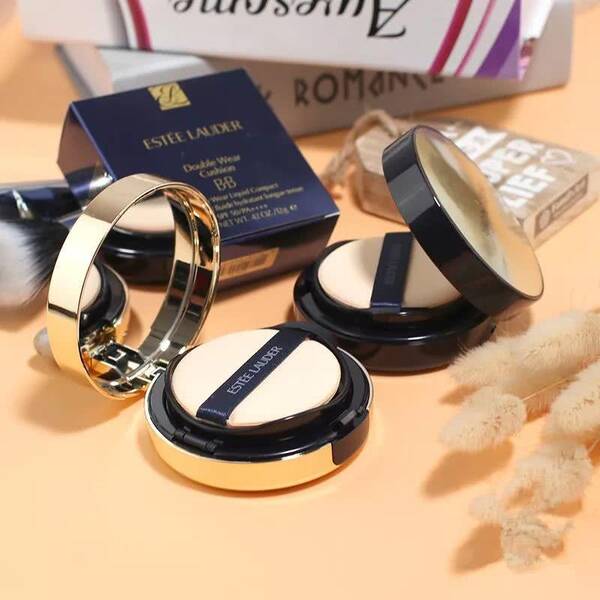 怪不得韩国队输,原来守门员改行当美妆博主了