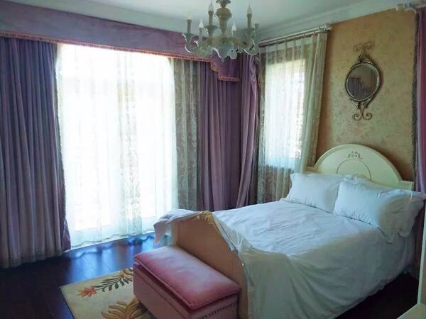 想轰趴?租个轰趴别墅可劲闹!KTV、影院、厨房