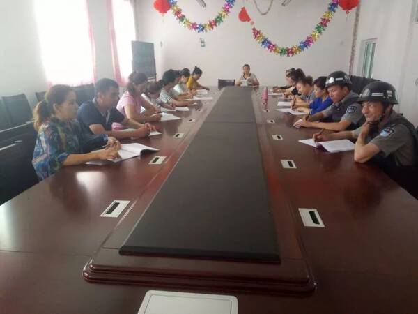 【且末县双读活动掠影(十三)】:阿热勒乡幼儿