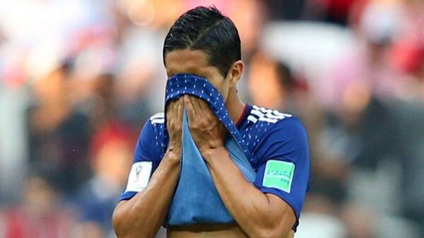 日本0-1波兰:尽管失败,日本队在过去的16强挤