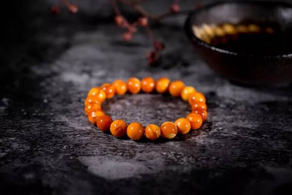 迷恋大理柔软时光,深悟把玩蜜蜡三重境界