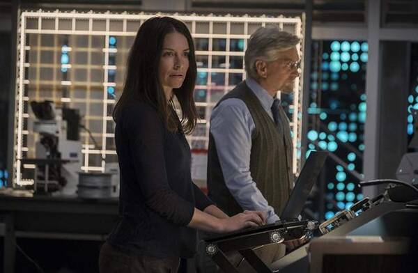 为什么《复联3》里没有蚁人和黄蜂女?导演说