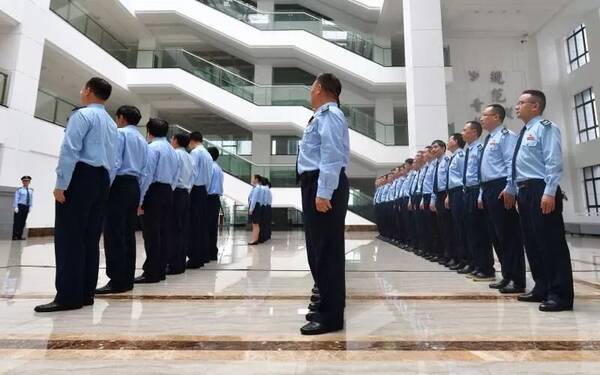 今天,万州税务局发生的…影响很多人!