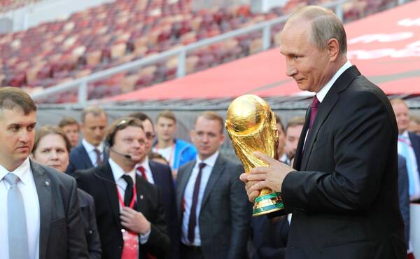 乌拉圭推倒法国:这届俄罗斯世界杯没有套路,只