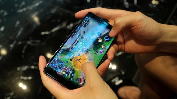 亲身体验:用升级GPU Turbo的华为P20 Pro,玩《