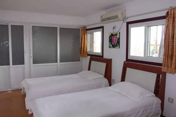 朋友圈刷屏了!动感DJ、泡泡总动员、彩虹桥滑