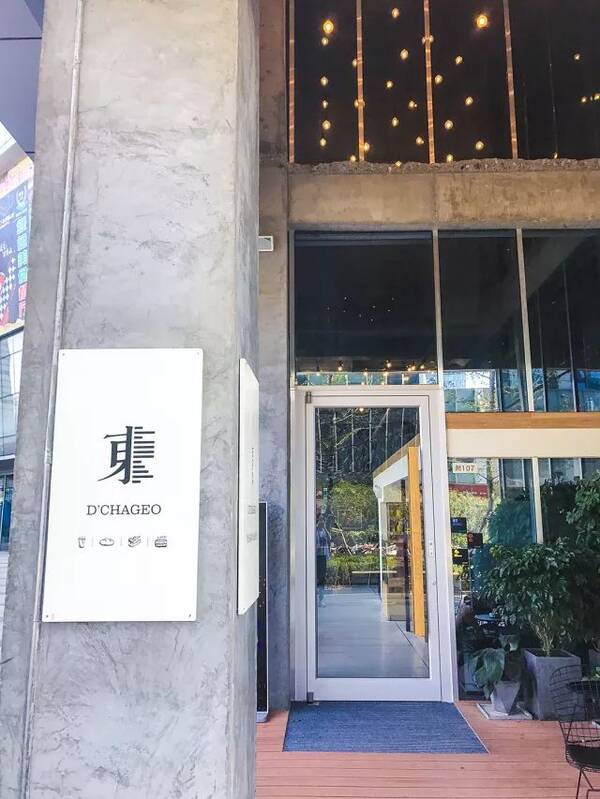360°分分钟刷爆抖音的郑州网红餐厅,拍照比吃
