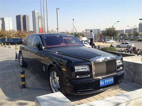奥迪a6也用过湘a 99999,有朋友在深圳看到过此车,也是
