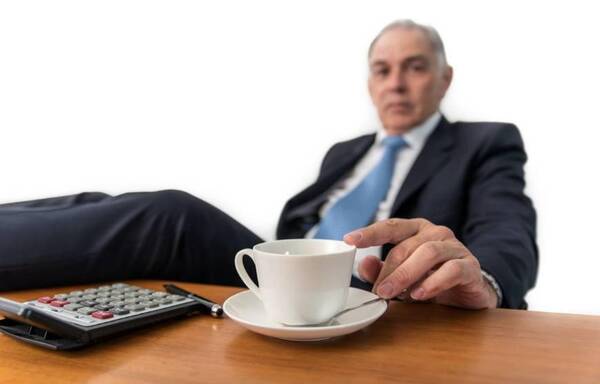 面试官:人字加一笔,是什么字?说大的被淘汰,