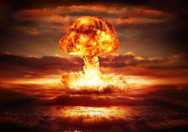 核弹攻击?日本发生剧烈爆炸,冲击波范围100千米,多县一片狼藉