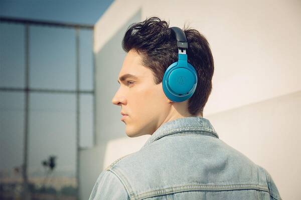 有颜有料有态度 这就是铁三角ATH-AR5BT耳机