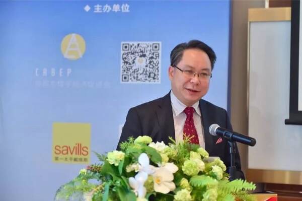 【预鉴新成都 把握新机遇】看专家眼中的2