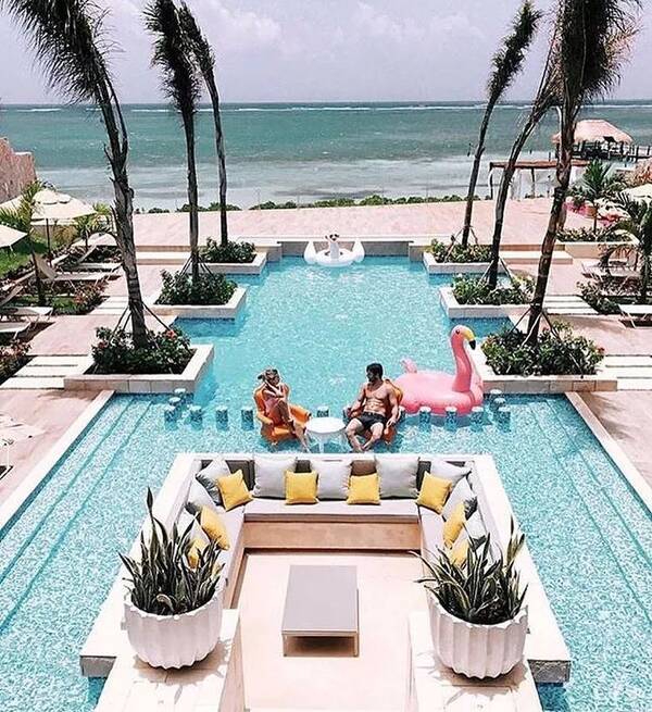 父母在国内打工挣钱供你留学,你却在海外换着