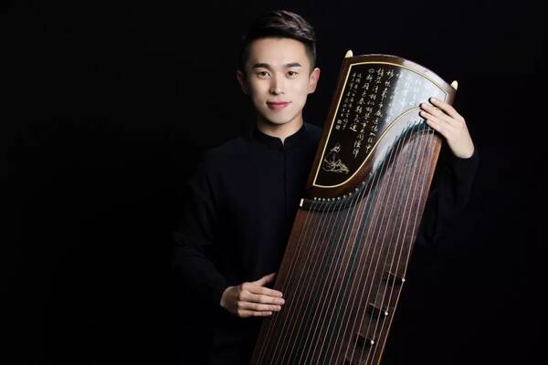 指导老师:黄伟杰