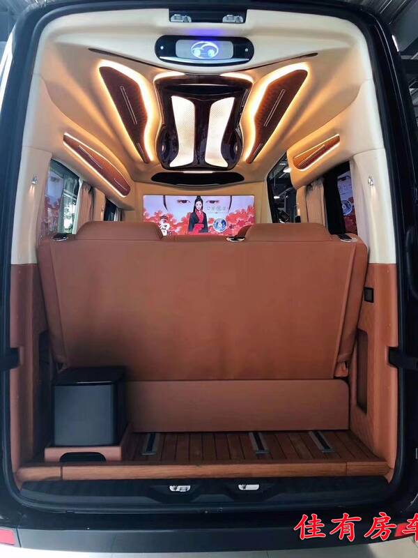 奔驰斯宾特曲屏液晶电视#奔驰9座商务车#201