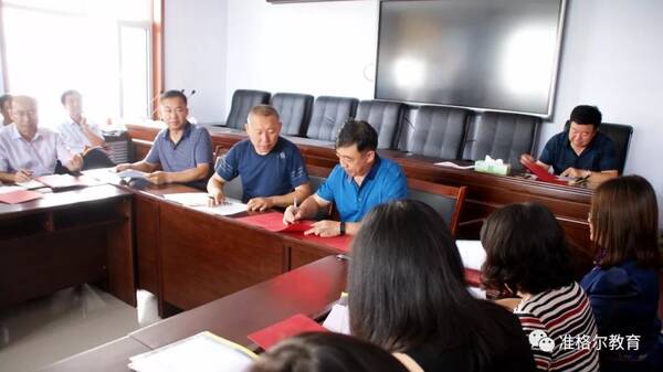 旗教体局组织召开校舍建设及修缮工程项目推进