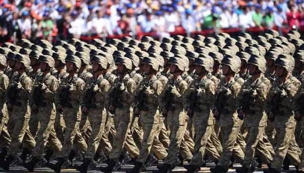 解放军换装新迷彩服,这次真的要全地形隐身了