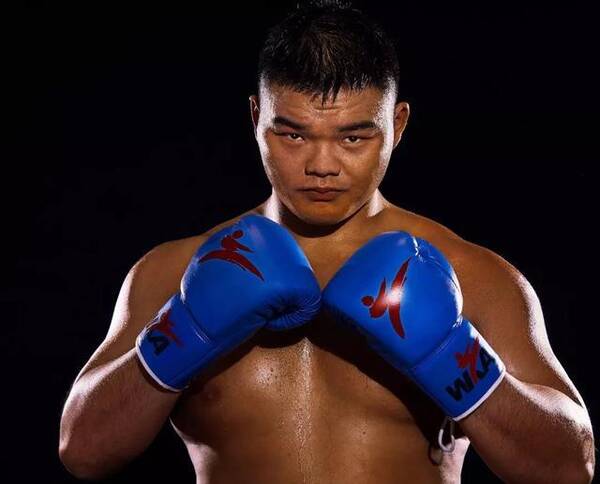 科普:拳套的历史,如何选购一款适合自己的拳套