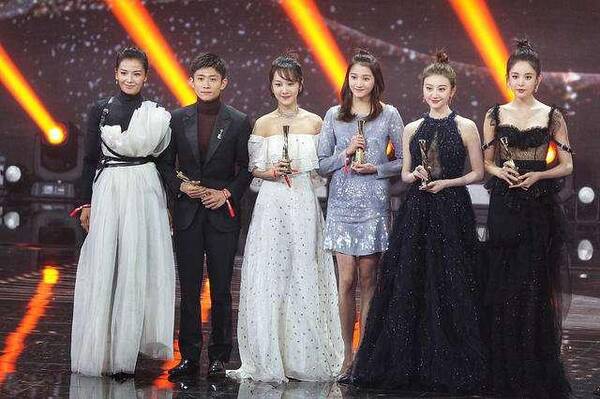 娱乐圈三大禁忌:不和关晓彤合影,不和胡歌演情