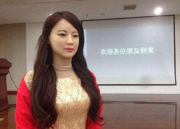 中国第一位美女机器人诞生,将来机器人做老婆